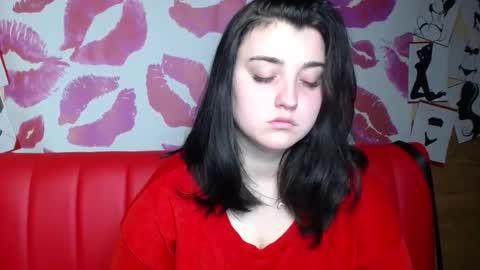 Snapshot of scarletcargo chatting on 11/21/25, 06:34 ScarletCargo online show from 11/21/25, 06:34