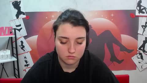 Snapshot of scarletcargo chatting on 11/26/25, 06:47 ScarletCargo online show from 11/26/25, 06:47