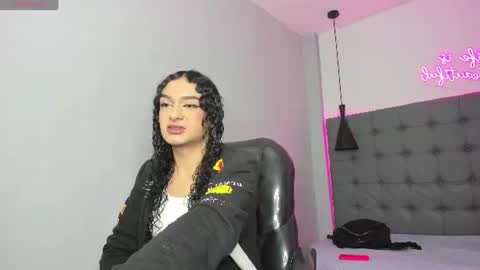 scarlet online show from 07/01/26, 04:25