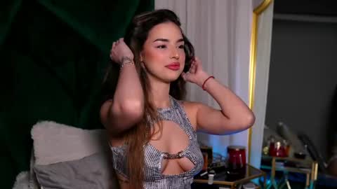 Scarlet online show from 04/22/26, 11:50