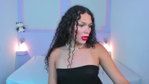 Snapshot of scarletdream4 chatting on 03/09/25, 11:03 Scarlet Dream online show from 03/09/25, 11:03