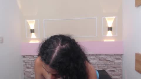 Snapshot of scarletdream4 chatting on 03/12/25, 02:20 Scarlet Dream online show from 03/12/25, 02:20