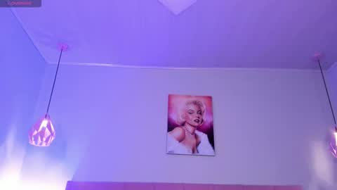 Snapshot of scarletgv chatting on 11/03/25, 05:09 Scarlet online show from 11/03/25, 05:09