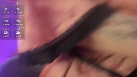 Snapshot of scarletgv chatting on 11/10/25, 09:36 Scarlet online show from 11/10/25, 09:36