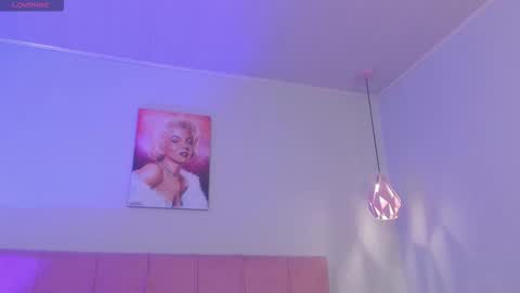 Scarlet  online show from 01/10/26, 07:10