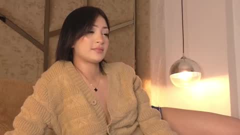 Snapshot of scarleth_lux_ chatting on 09/15/25, 03:39 Scarleth online show from 09/15/25, 03:39