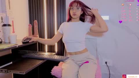 I am  Scarleth  Check mi profile online show from 11/25/25, 12:05