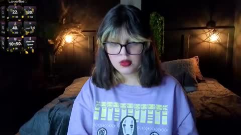 Snapshot of scarleth_shadow chatting on 09/11/25, 02:00 SCARLETH online show from 09/11/25, 02:00