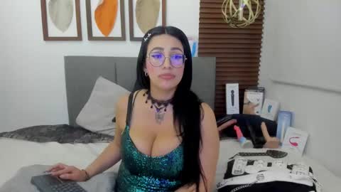 Snapshot of scarleth_swann chatting on 01/21/25, 05:38 scarleth online show from 01/21/25, 05:38