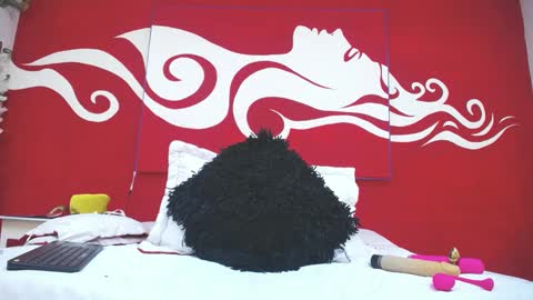 Snapshot of scarlethchannel chatting on 09/25/25, 10:02 Scarleth online show from 09/25/25, 10:02