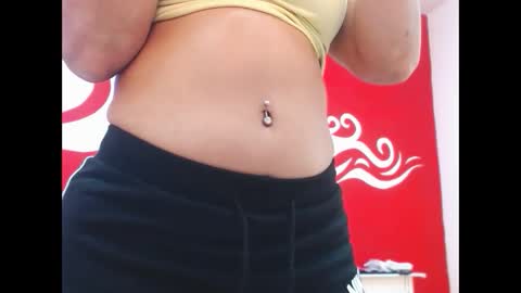 Scarleth online show from 11/18/25, 06:01