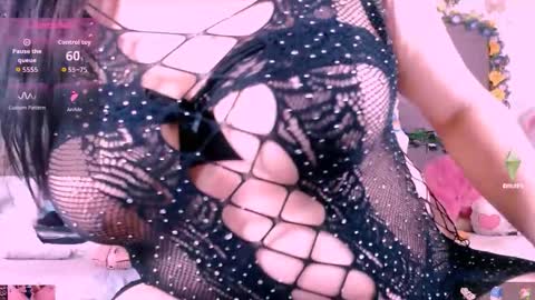 scarlethh hott online show from 11/26/25, 11:00