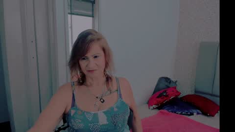 S C A R L E T online show from 01/17/25, 03:43