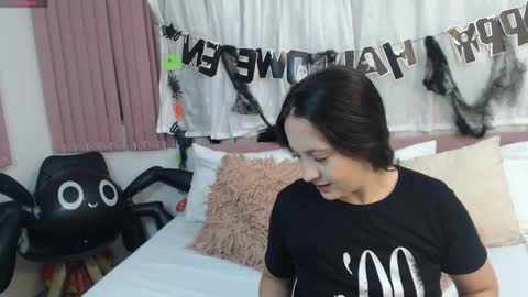 scarlet  online show from 10/29/25, 10:50