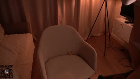 Scarlet online show from 12/27/24, 02:14