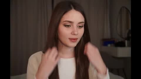 Scarlet online show from 12/16/25, 08:03