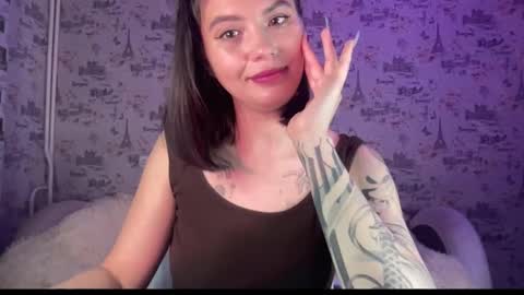Snapshot of scarletpetal chatting on 09/19/25, 02:40 scarletpetal online show from 09/19/25, 02:40
