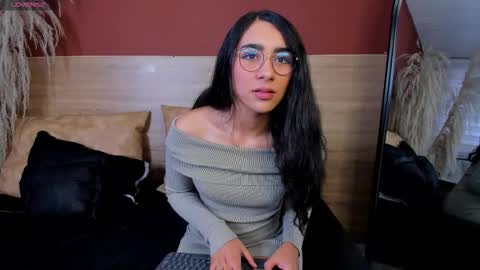 Snapshot of scarlett25__ chatting on 02/18/26, 08:16 Scarlett online show from 02/18/26, 08:16