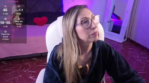 Snapshot of scarlett_079 chatting on 05/14/26, 11:50 Scarlett online show from 05/14/26, 11:50