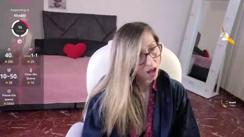 Snapshot of scarlett_079 chatting on 05/15/26, 11:39 Scarlett online show from 05/15/26, 11:39