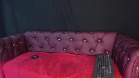 scarlett__14 online show from 04/15/26, 07:58