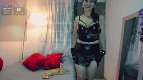 Scarlett online show from 12/05/25, 11:30