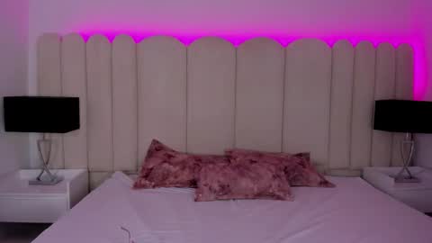 scarlett__noir online show from 12/19/25, 07:10