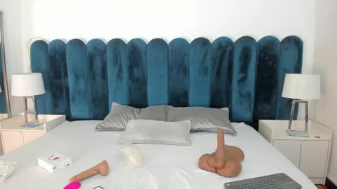 scarlett__noir online show from 04/14/26, 07:09