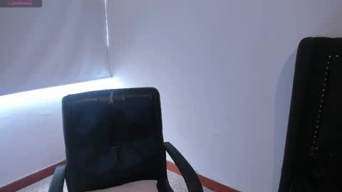 Scarlett Anaiz online show from 11/27/25, 06:43