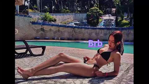 Snapshot of scarlett_buttock chatting on 12/19/24, 04:13 Scarlett online show from 12/19/24, 04:13