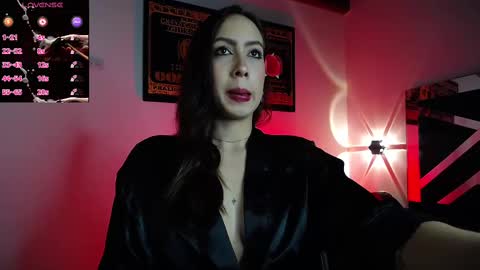 Snapshot of scarlett_buttock chatting on 02/26/25, 12:36 Scarlett online show from 02/26/25, 12:36