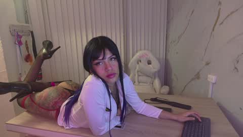 Scarlett Collins online show from 12/23/24, 06:11