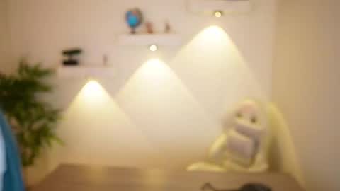 Scarlett Collins online show from 10/19/25, 12:44