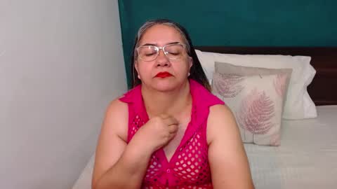 Scarlett  online show from 11/14/25, 12:53