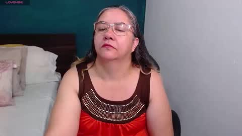 Scarlett  online show from 12/21/25, 09:05