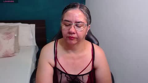 Scarlett  online show from 12/23/25, 05:49