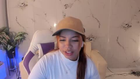 scarlett_enjoy1 online show from 09/29/25, 02:11