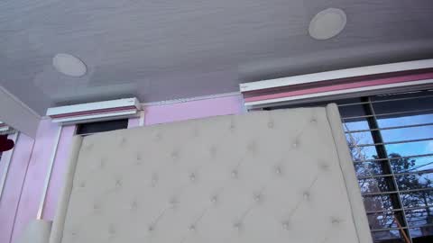 Snapshot of scarlett_leblanc_ chatting on 02/16/26, 12:01 scarlett_leblanc_ online show from 02/16/26, 12:01