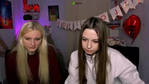 Snapshot of scarlett_silence_ chatting on 02/09/26, 02:54 Scarlett online show from 02/09/26, 02:54