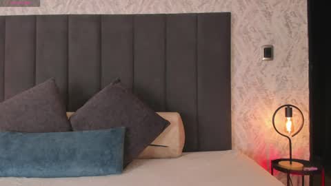 Scarlett online show from 04/24/26, 03:09