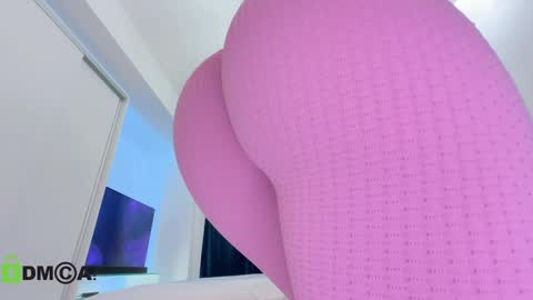 Snapshot of scarlettandtom chatting on 03/10/25, 11:16 ScarlettAndTom online show from 03/10/25, 11:16