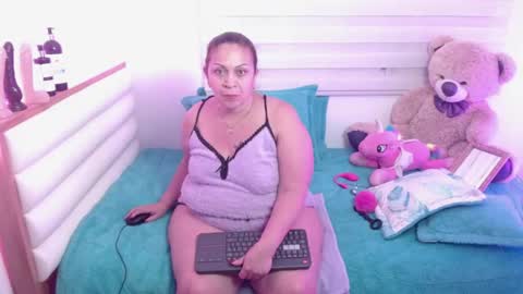 Snapshot of scarlettbooty chatting on 05/06/26, 09:47 scarlettbooty online show from 05/06/26, 09:47