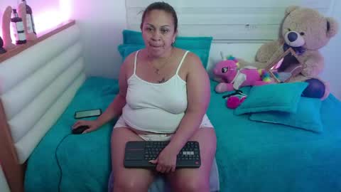 Snapshot of scarlettbooty chatting on 05/07/26, 09:58 scarlettbooty online show from 05/07/26, 09:58