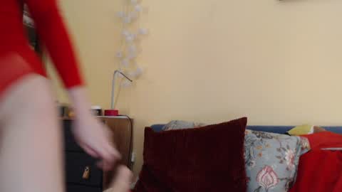 Snapshot of scarlettford chatting on 01/03/25, 03:33 Scarlett online show from 01/03/25, 03:33