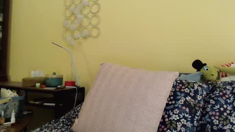 Snapshot of scarlettford chatting on 03/05/25, 03:40 Scarlett online show from 03/05/25, 03:40
