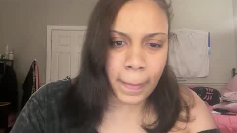 Snapshot of scarlettgrace19 chatting on 02/25/26, 04:11 Scarlett Grace online show from 02/25/26, 04:11