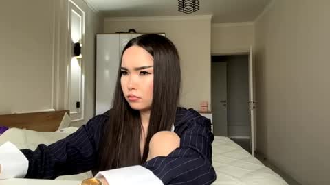 scarlettleszczynski online show from 04/21/26, 12:11