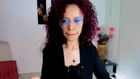 Scarlett online show from 09/15/25, 09:48