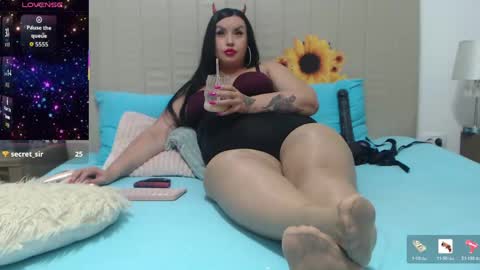 Snapshot of scarlettmyxx chatting on 06/02/26, 10:34 Queen Scarlett online show from 06/02/26, 10:34