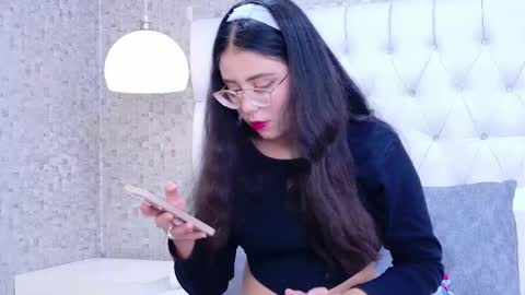 Scarlett Petrova online show from 12/03/25, 11:30